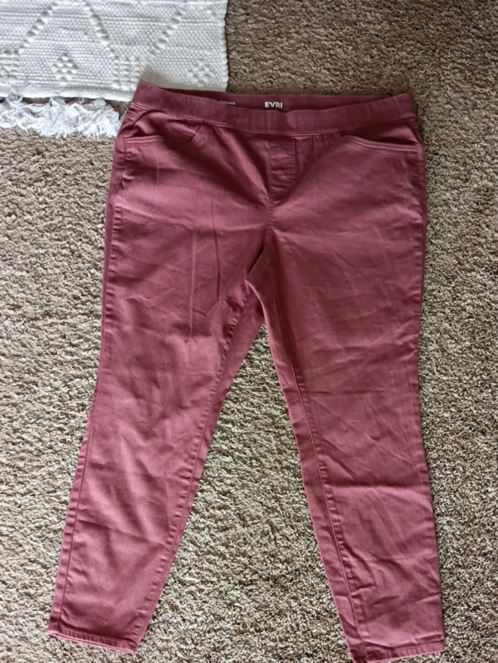EVRI Women’s Skinny Jeggings in Mauve Pink